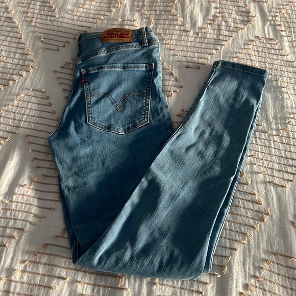 Levi’s Mile High Super Skinny Jeans - Picture 1 of 5